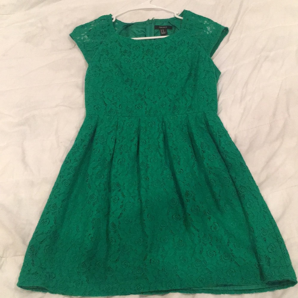 Green floral/lace dress. Forever 21, size medium.